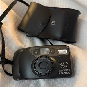 Pentax Espio 738 35mm Film Camera w case, strap, new battery. Tested Working.